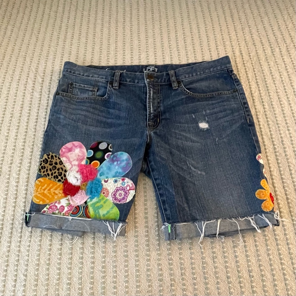 LOFT Women's Denim Shorts with Colorful Floral Accents - Boyfriend - Size: 6